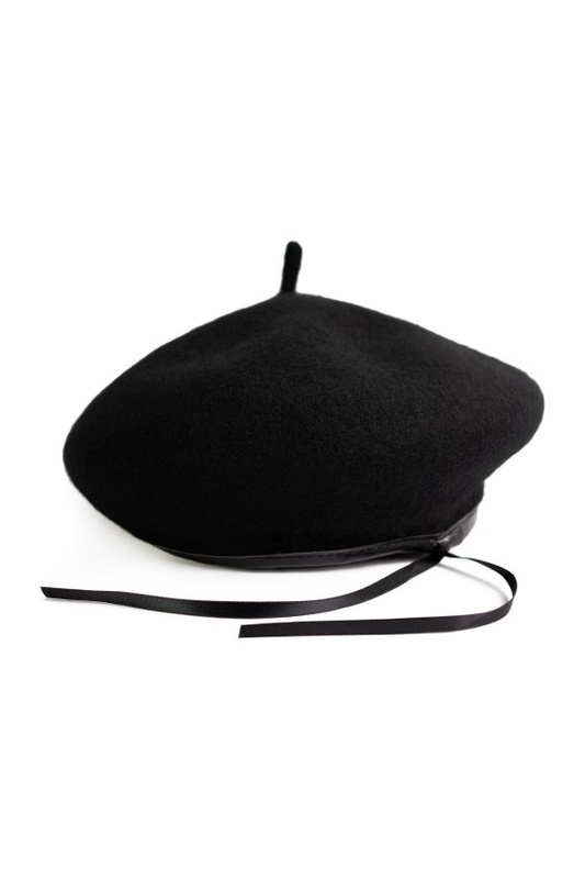 Beret Holt