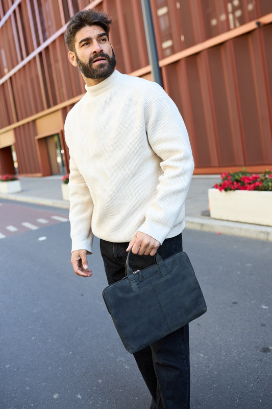 Teczka aktówka pokrowiec futerał na komputer laptopa 13" skórzana czarna Beltimore S13