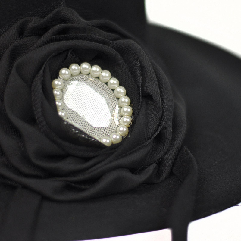 Czapka z króliczym futerkiem