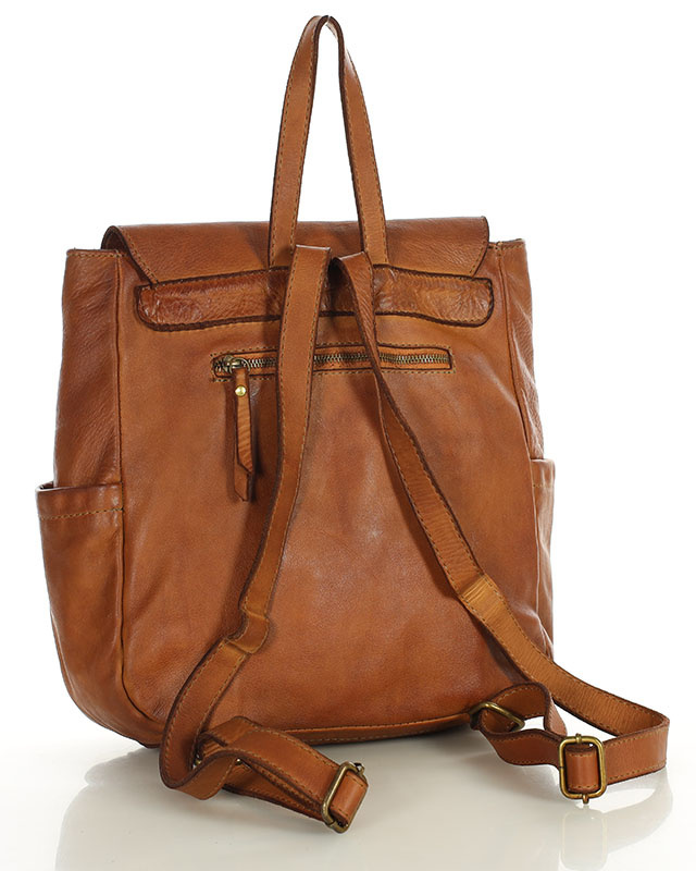 Plecak damski skórzany pleciony z kieszeniami  - MARCO MAZZINI brąz camel