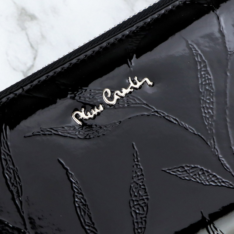 Pierre Cardin duży damski portfel skóra naturalna lakierowana roślinny wzór