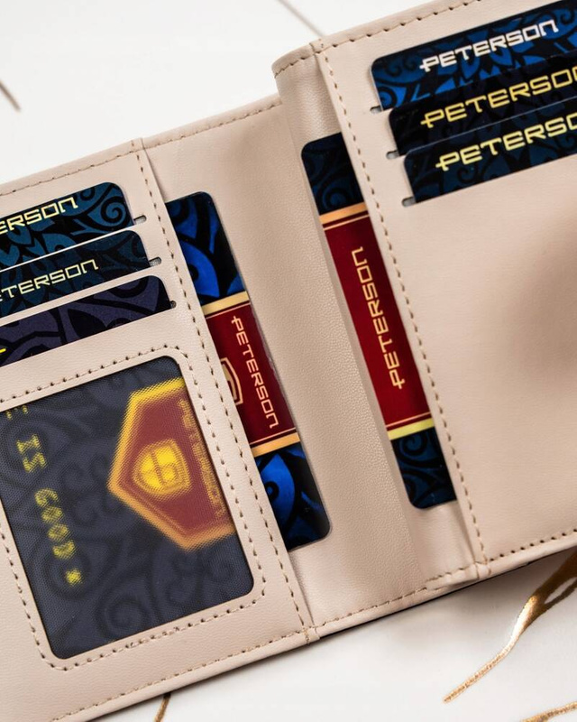 Zgrabny portfel damski ze skóry eko Peterson RFID