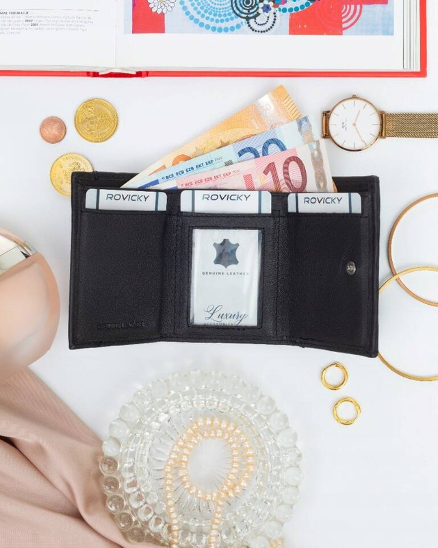Mały skórzany portfel damski na zatrzask Rovicky