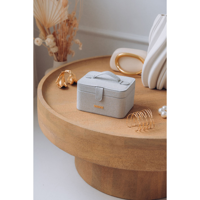 Srebrna szkatułka na biżuterię zamykana zamkiem magnetycznym - Peterson