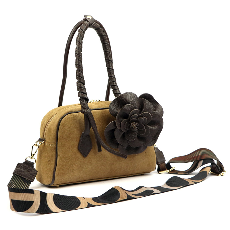 EGO damska listonoszka na ramię mała skóra naturalna ze skórzanym kwiatem