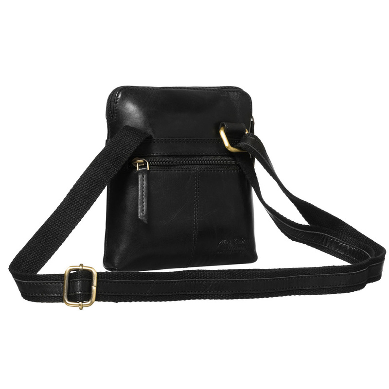 Listonoszka męska ze skóry naturalnej w czarnym kolorze, jednokomorowa i zamykana suwakiem - Peterson