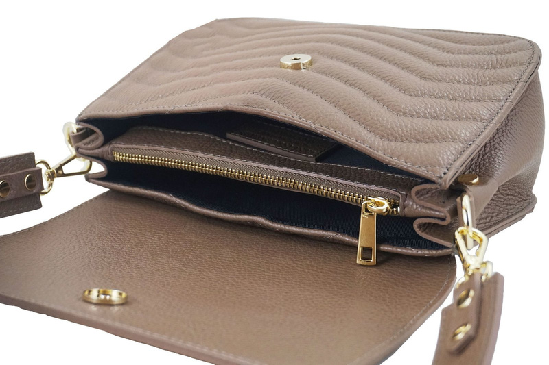 Torebka skórzana crossbody włoska - Różowa pudrowa