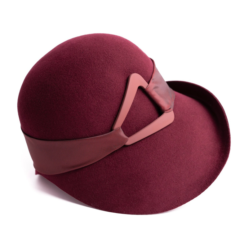 Beret Delas