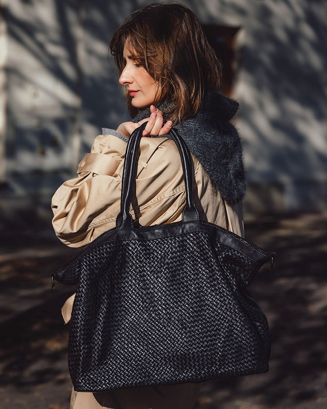 Duża torba shopper z plecionej skóry naturalnej - MARCO MAZZINI czarna