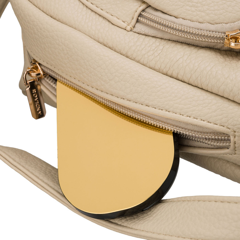 Pojemna, beżowa torebka damska na ramię z kieszeniami - Rovicky