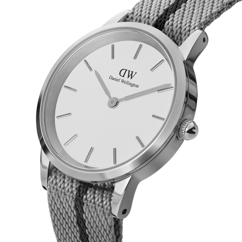 Zegarek DANIEL WELLINGTON DW00100679. Kwarcowy, Kolor biały. Kobieta.