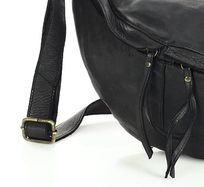 Uniwersalna torebka nerka półksiężyc crossbody runway - skóra naturalna Marco Mazzini czarny
