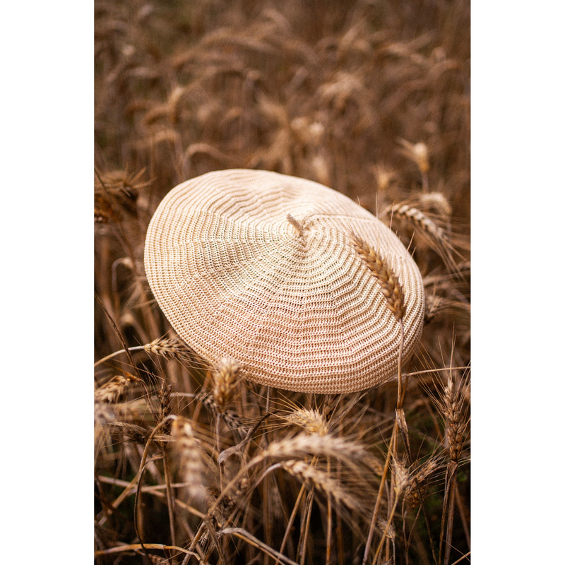 Beret Ester
