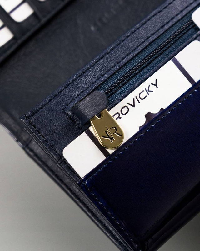 Portfel damski z lakierowanej skóry naturalnej zamykany na zatrzask Rovicky