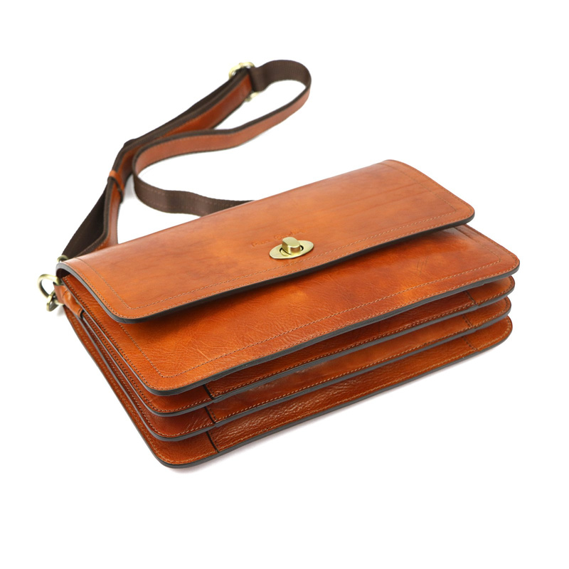 Elegancka damska listonoszka marki Pierre Cardin