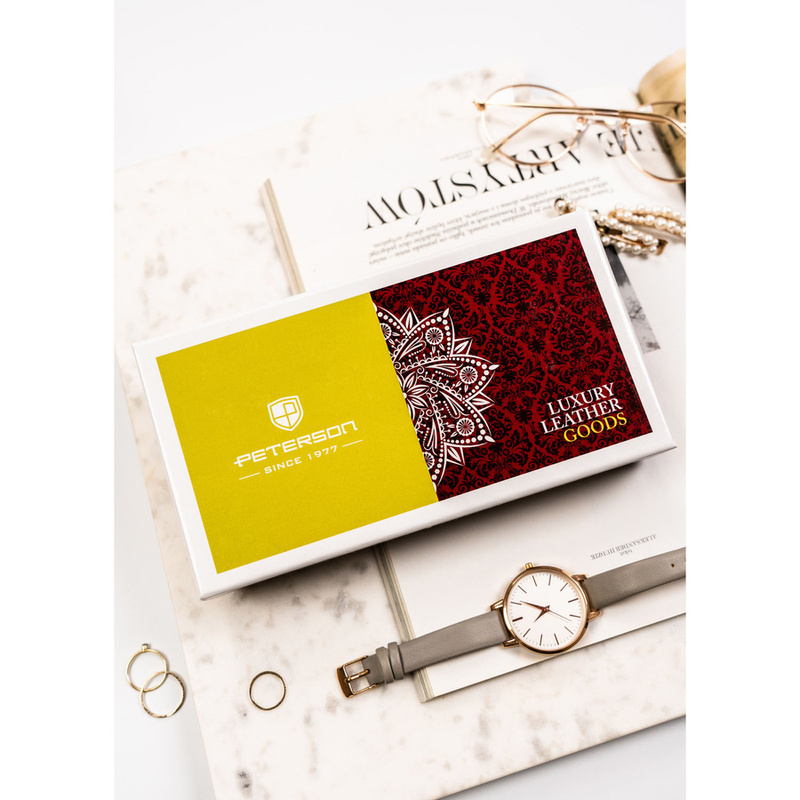 Skórzany damski portfel Peterson PTN BC-42100