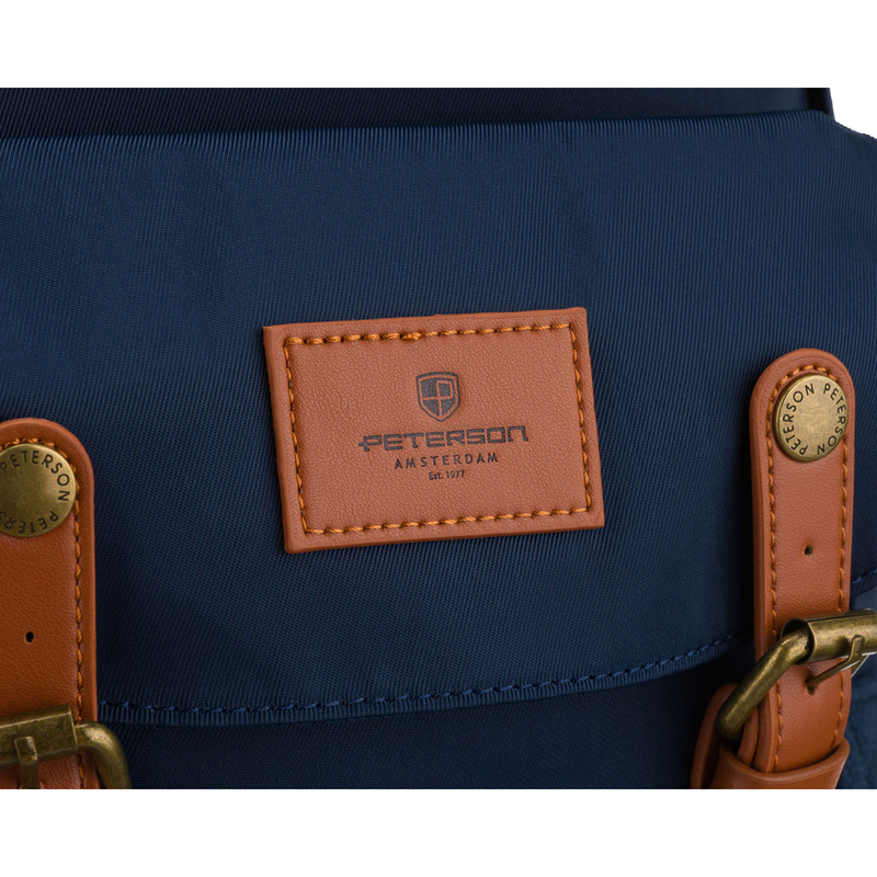 Granatowo-brązowy plecak damski z poliestru i skóry ekologicznej, zamykany suwakiem - Peterson