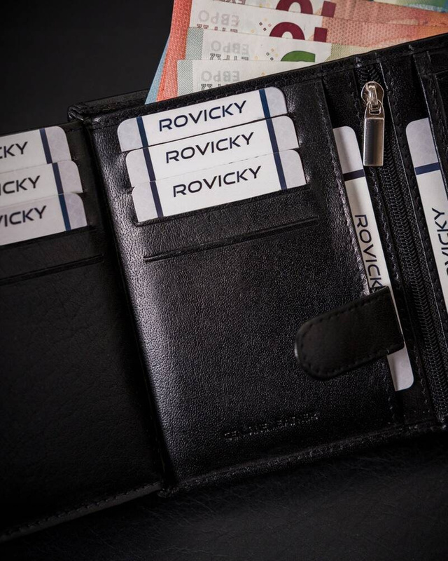 Rozbudowany portfel męski z systemem RFID Rovicky