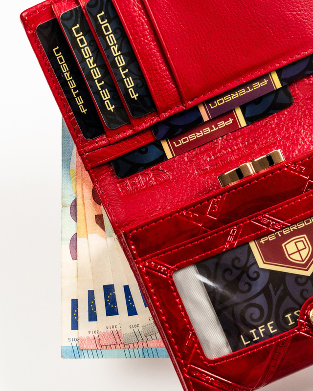 Skórzany portfel damski z systemem RFID - Peterson