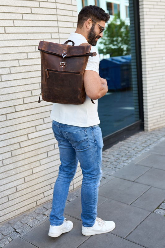 Plecak skórzany na laptopa 15,6 biznesowy duży A4 pojemny brązowy premium Beltimore N19