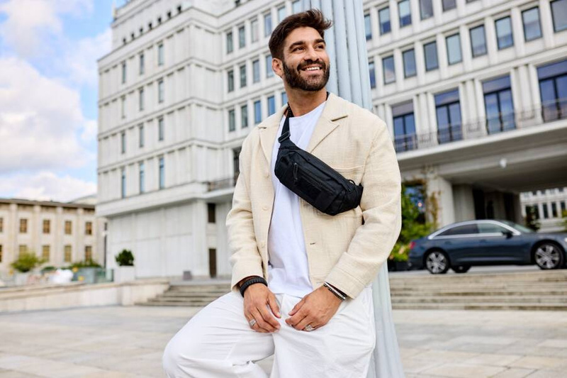 Trwała saszetka męska wykonana z poliestru Peterson RN-01