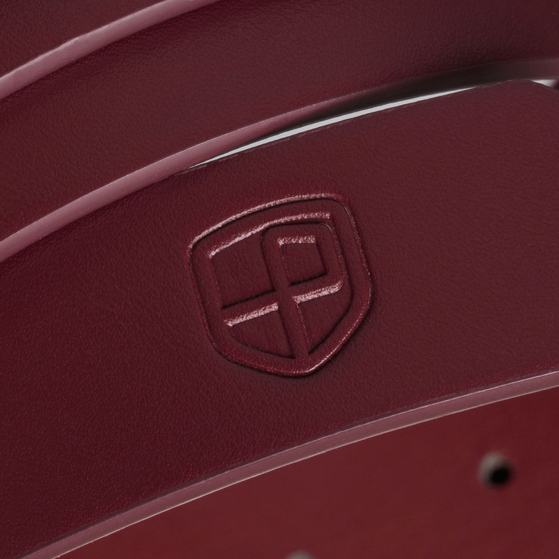 Pasek damski ze skóry ekologicznej w pięknym, burgundowym kolorze ze złotą klamrą - Peterson