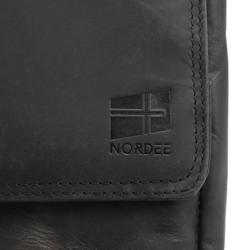 Miejska pojemna Saszetka męska z naturalnej skóry przez ramię od Nordee
