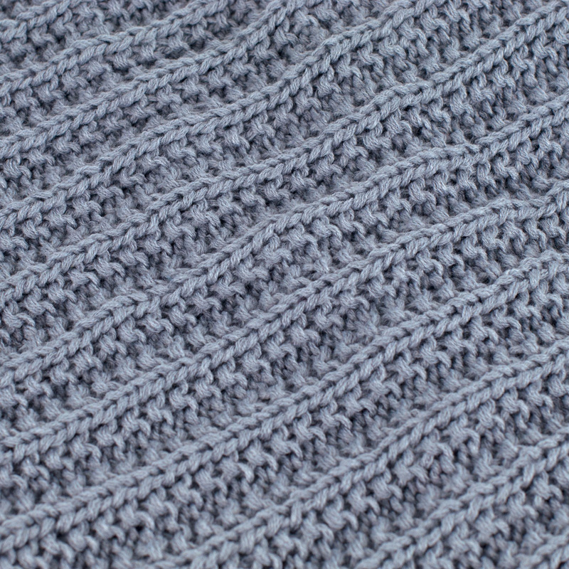 Polska czapka Paseczki