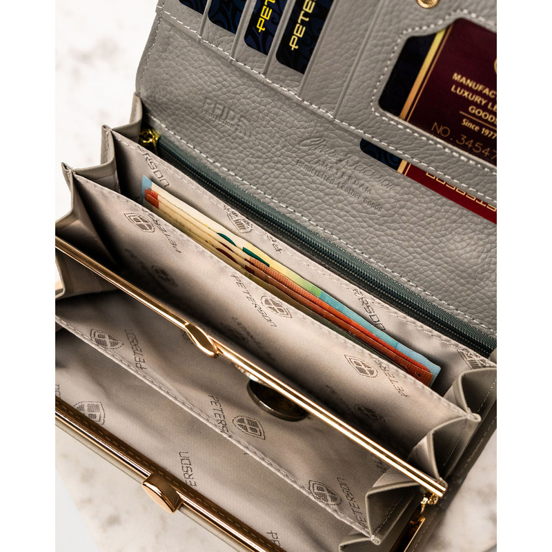 Skórzany damski portfel Peterson PTN PH24-LFL