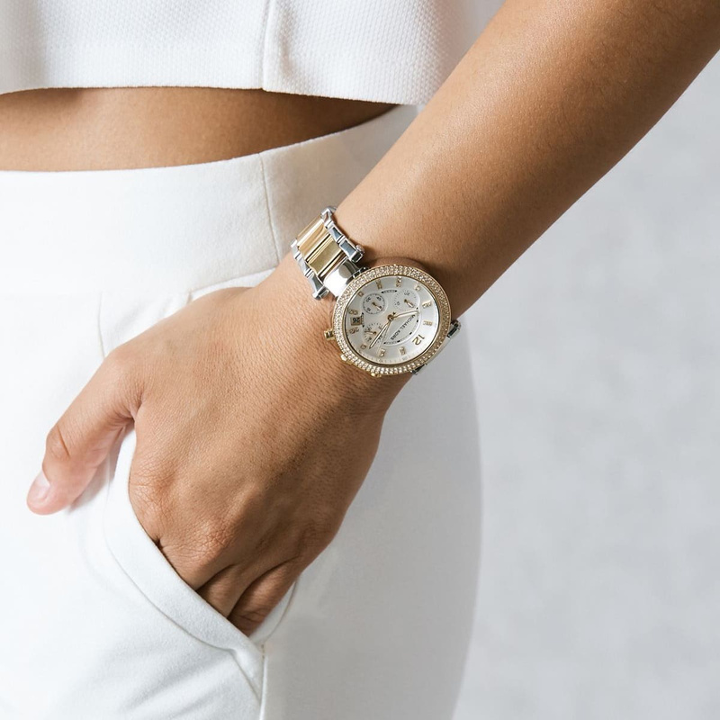 Zegarek MICHAEL KORS MK5626. Kwarcowy, Kolor biały. Kobieta.