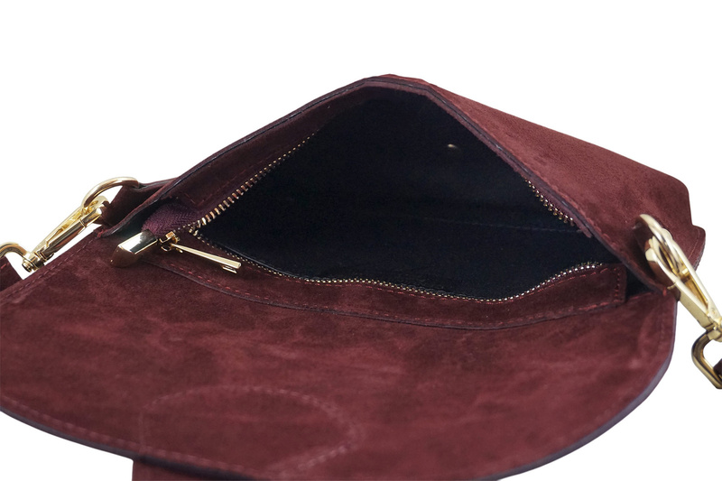 Zamszowa listonoszka na szerokim pasku - Bordowa