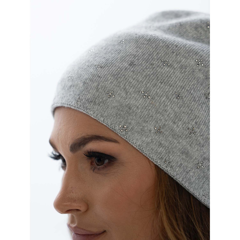 Modna czapka beanie damska w kolorze szarym - Peterson