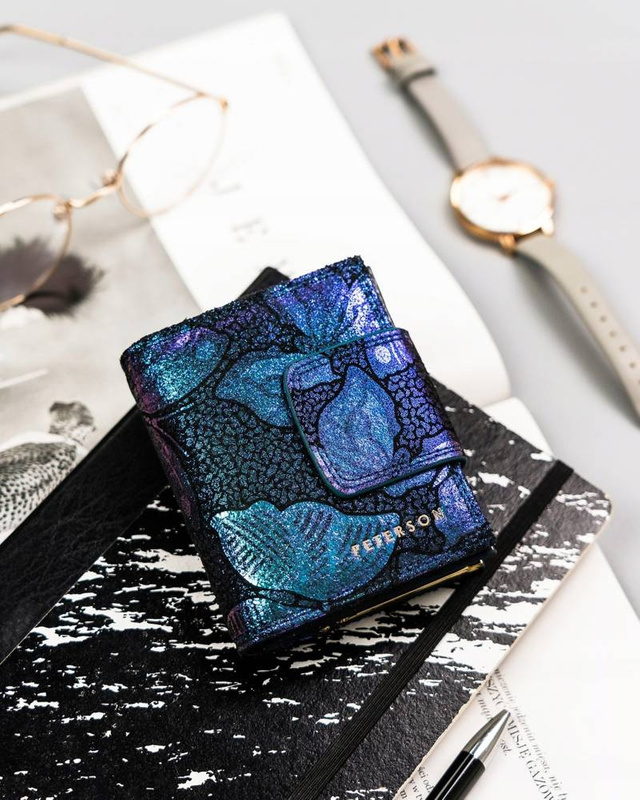 Skórzany damski portfel Peterson PTN 42329-ONBF