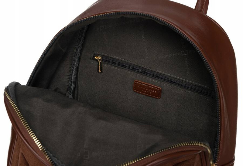 Pikowany plecak damski ze skóry ekologicznej - David Jones