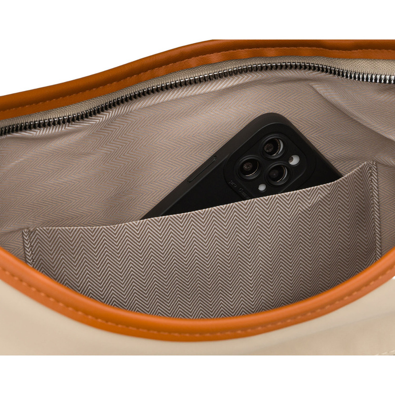 Beżowa torebka damska z poliestru i skóry ekologicznej wyposażona w kieszonkę zewnętrzną - Peterson