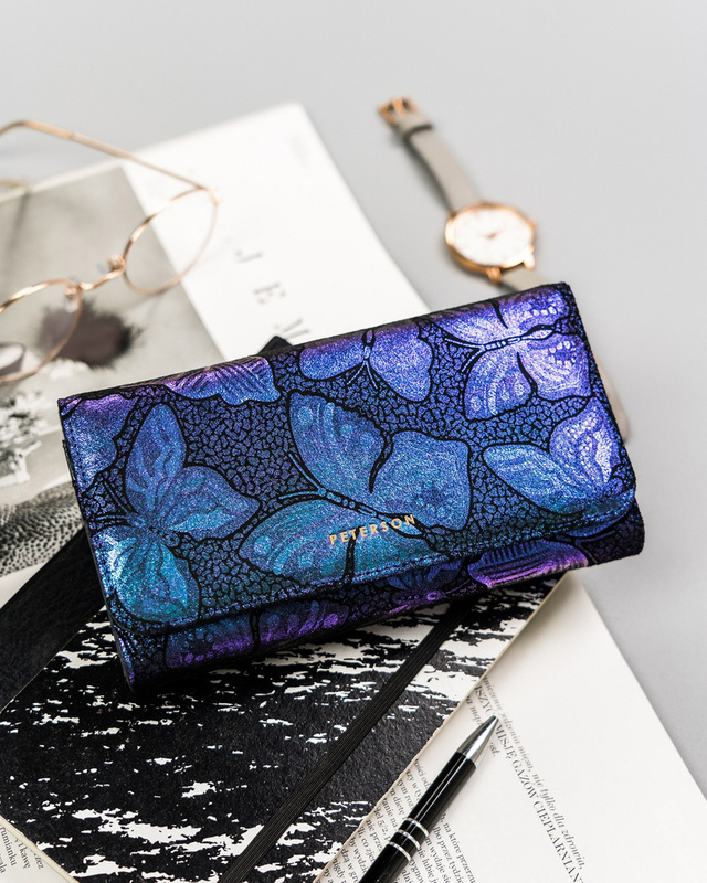 Skórzany damski portfel Peterson PTN 421077-ONBF