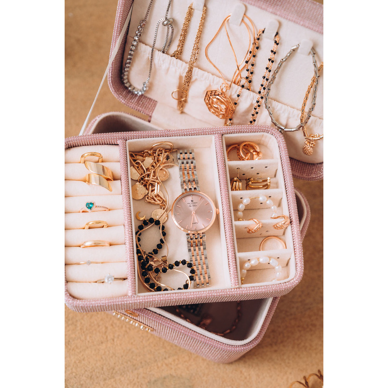 Różowa szkatułka na biżuterię zamykana zamkiem magnetycznym - Peterson