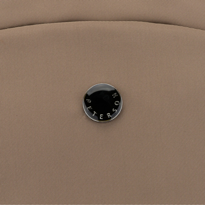 Mały, beżowy plecak damski wykonany z poliestru - Peterson