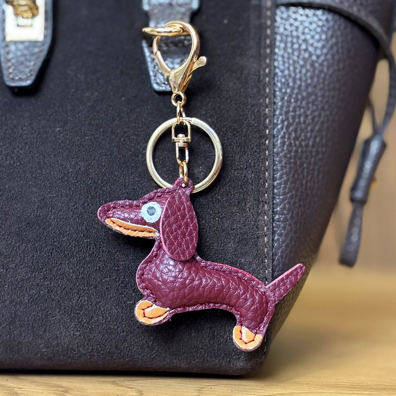 Florence brelok do torebki zawieszka do kluczy pies skóra naturalna