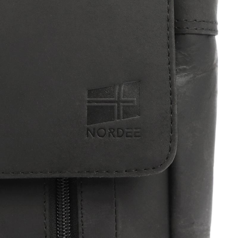 Saszetka męska z kieszeniami ze naturalnej skóry regulowany pasek od Nordee