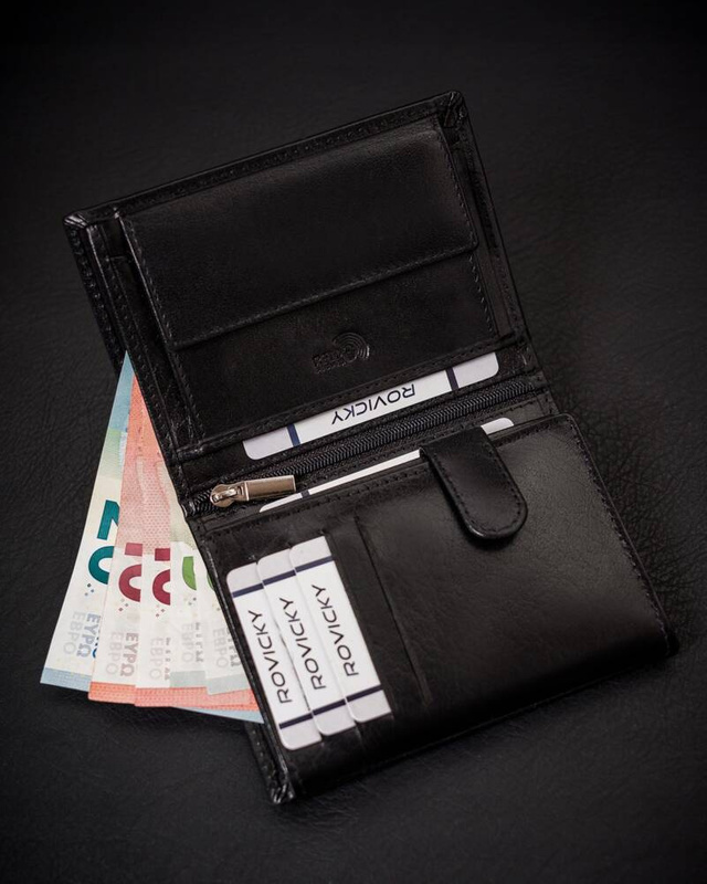 Rozbudowany portfel męski z systemem RFID Rovicky