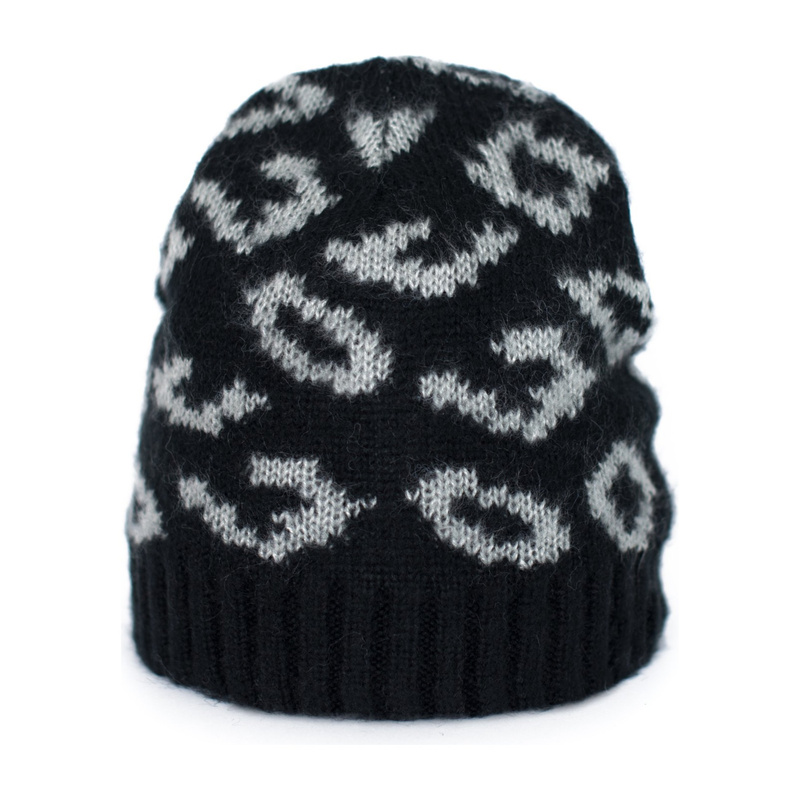 Czapka Elegant geometry