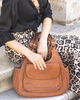 Włoska torebka skórzana z kieszenią z przodu retro bag handmade - MARCO MAZZINI brąz camel