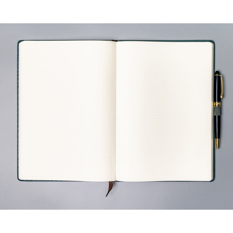 Notes w twardej oprawie w zielonym kolorze, w formacie B5 zadrukowany w kropki - Peterson