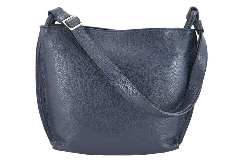 Duża torba damska skórzana na ramię - Czerwona