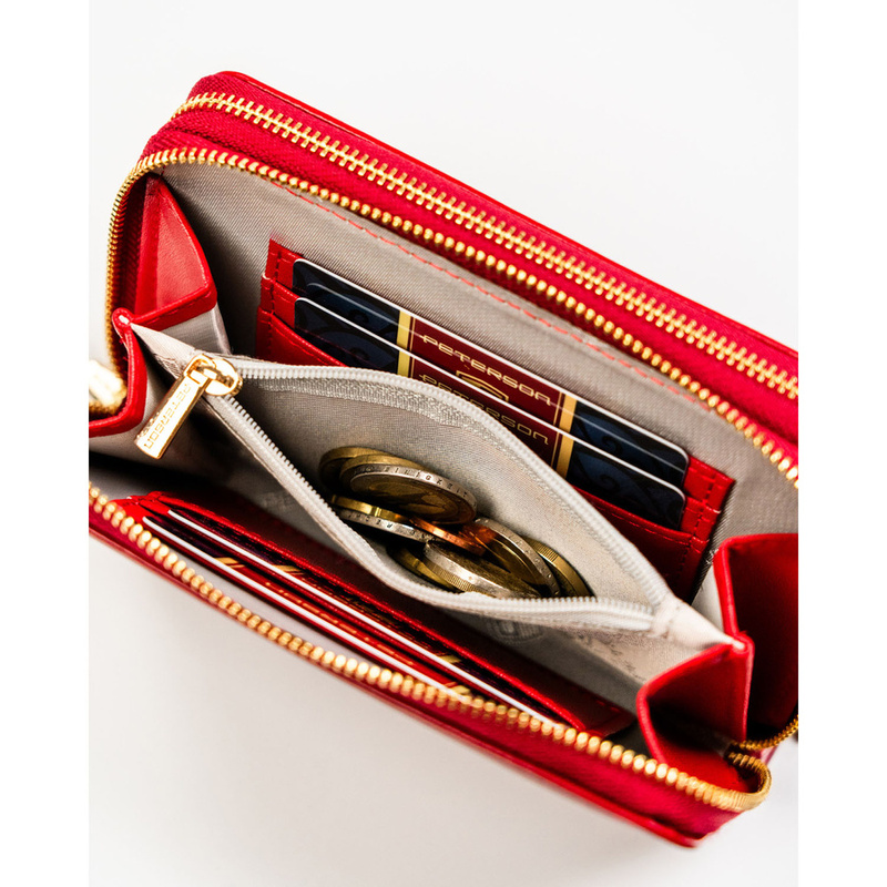 Czerwony portfel damski w typie piórnika ze skóry ekologicznej wyposażony w system RFID - Peterson