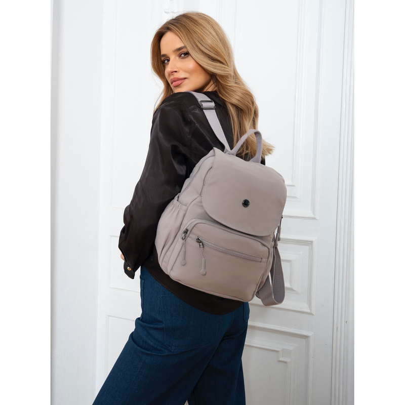 Plecak damski z poliestru w kolorze lila, zawieszony na regulowanych szelkach - Peterson