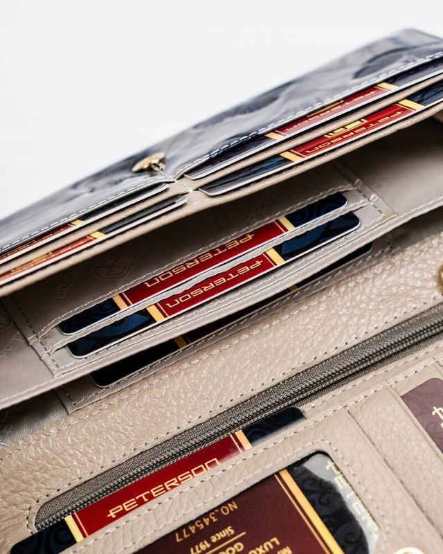 Skórzany damski portfel Peterson PTN 421028-BF SILVER