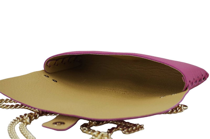 Torebka kopertówka na łańcuszku - Fuksja