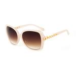 Okulary GUESS GF0413-57F. Okulary przeciwsłoneczne, Kolor brązowy. Kobieta.